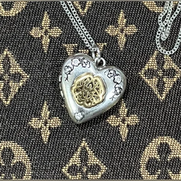 Alexander McQueen Silver and Gold Heart Locket Pendant Necklace - Picture 3 of 6